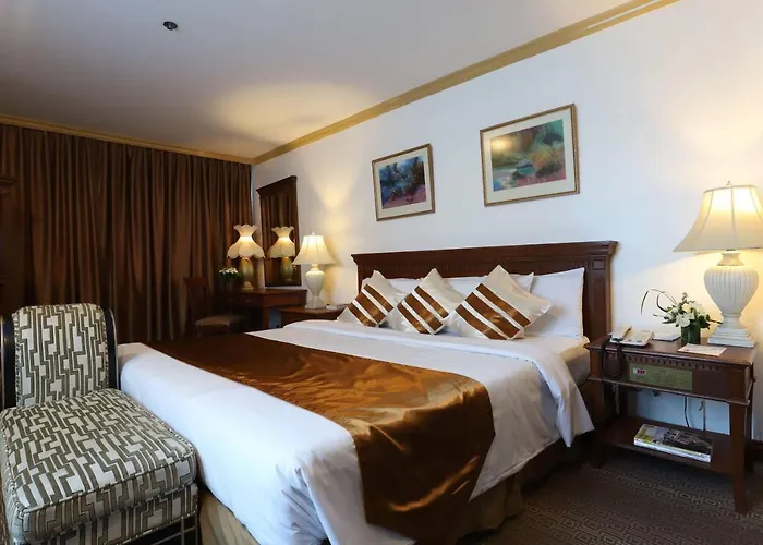 One-Bedroom King Suite